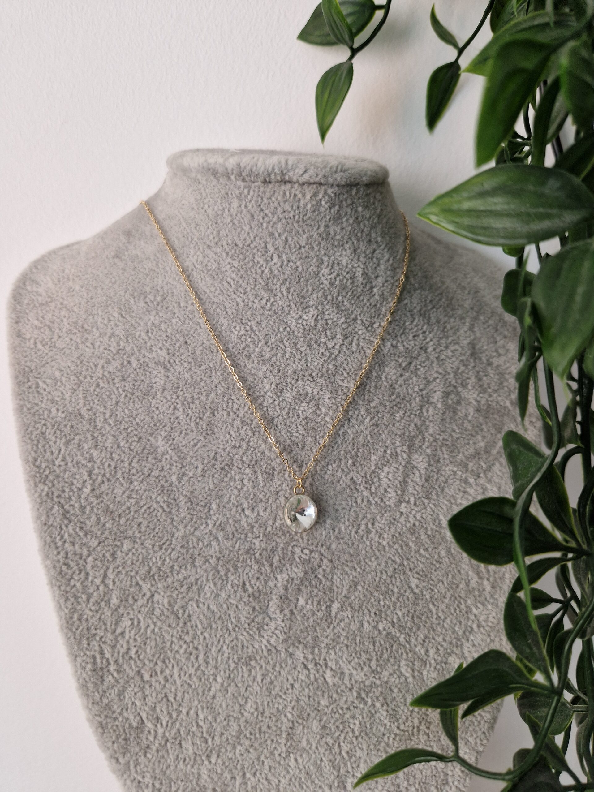Minimalistic Zirconia Necklace