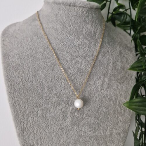 Pearl Simple Gold Necklace