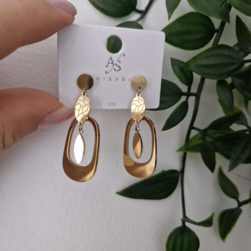 Gold studs Earrings