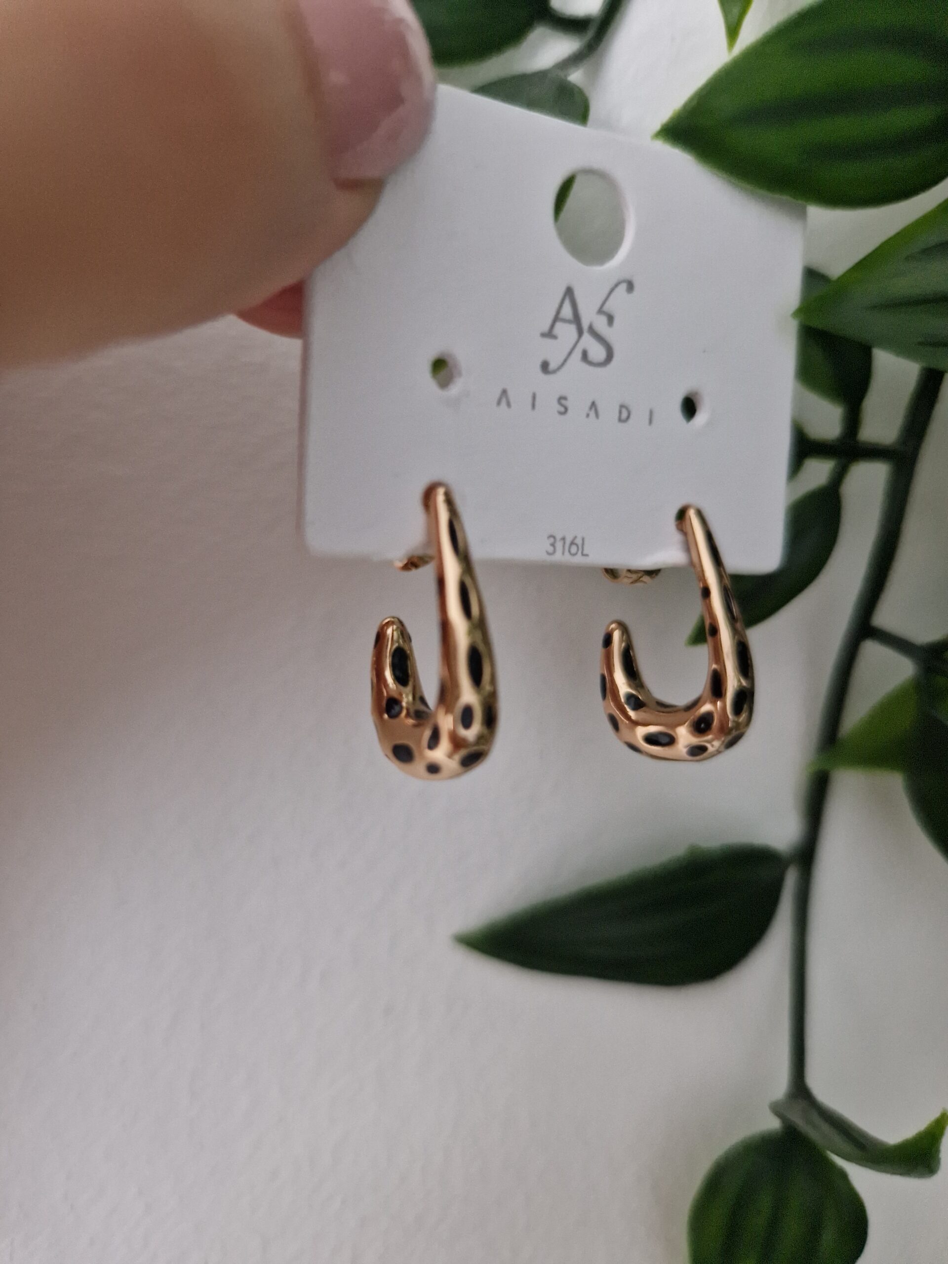 Black Gold Stud Earrings - Image 2