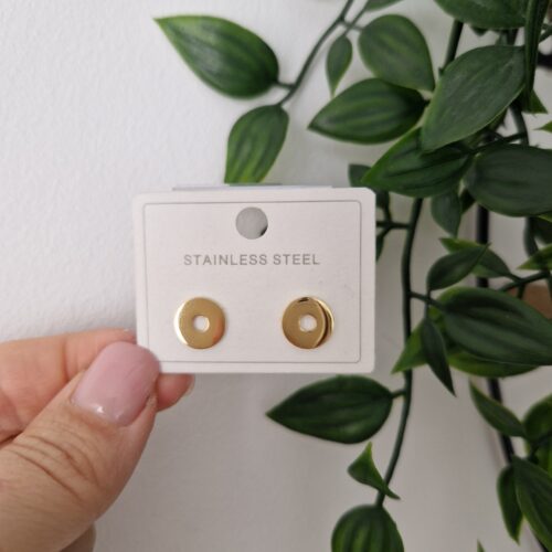 EARRINGS - GOLD STUDS