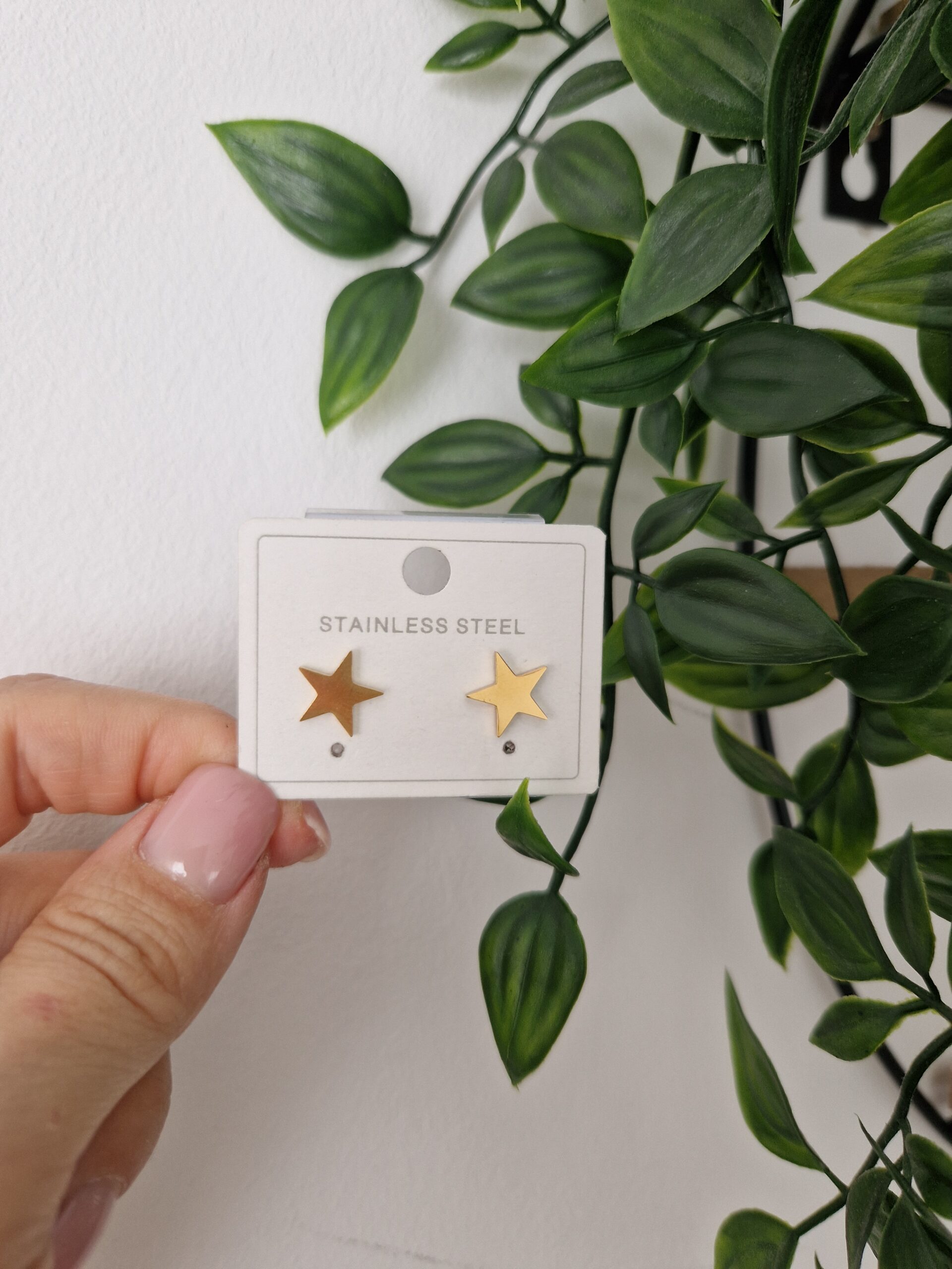 EARRINGS - GOLD STAR STUDS