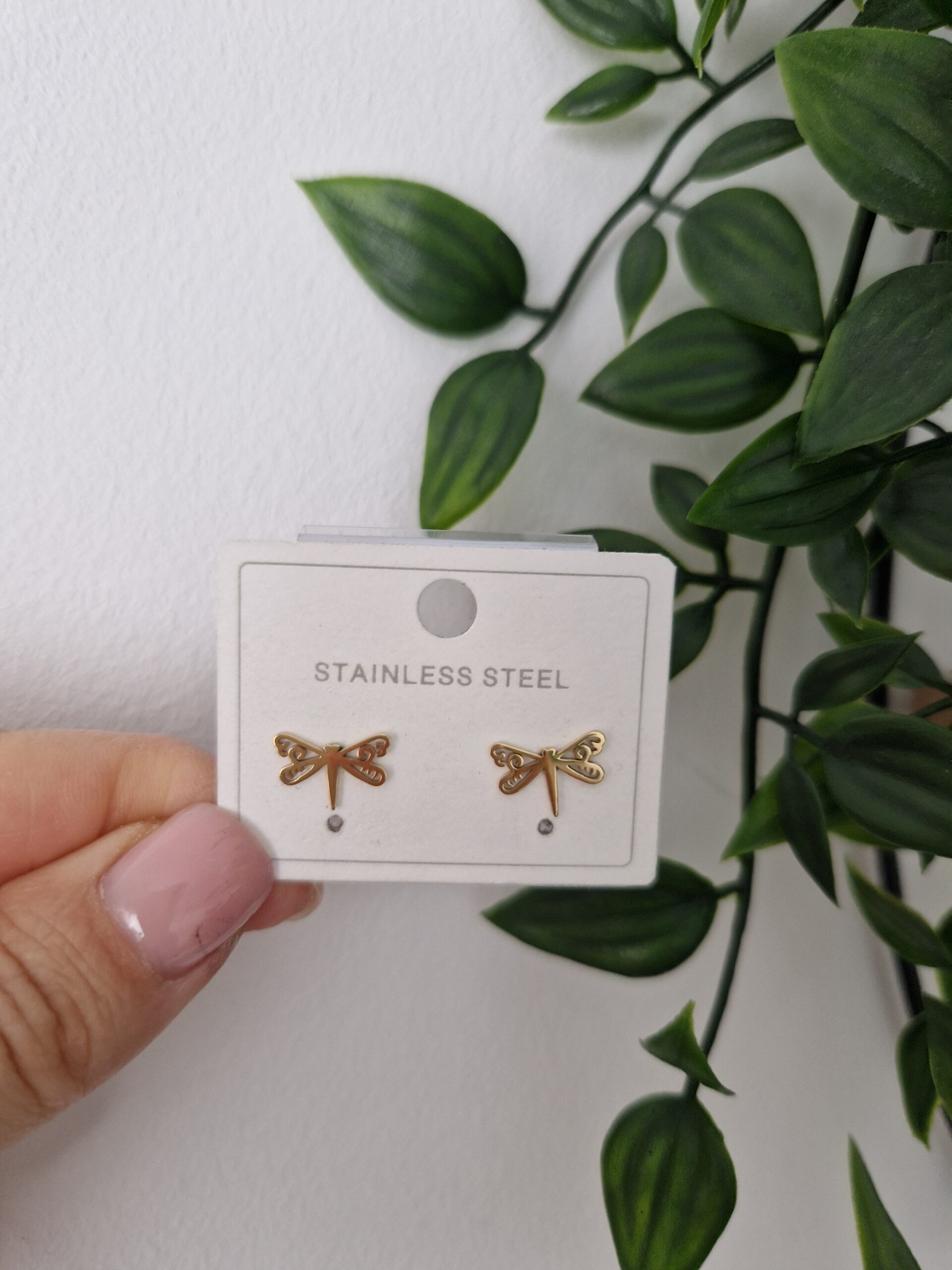 EARRINGS - GOLD STUDS