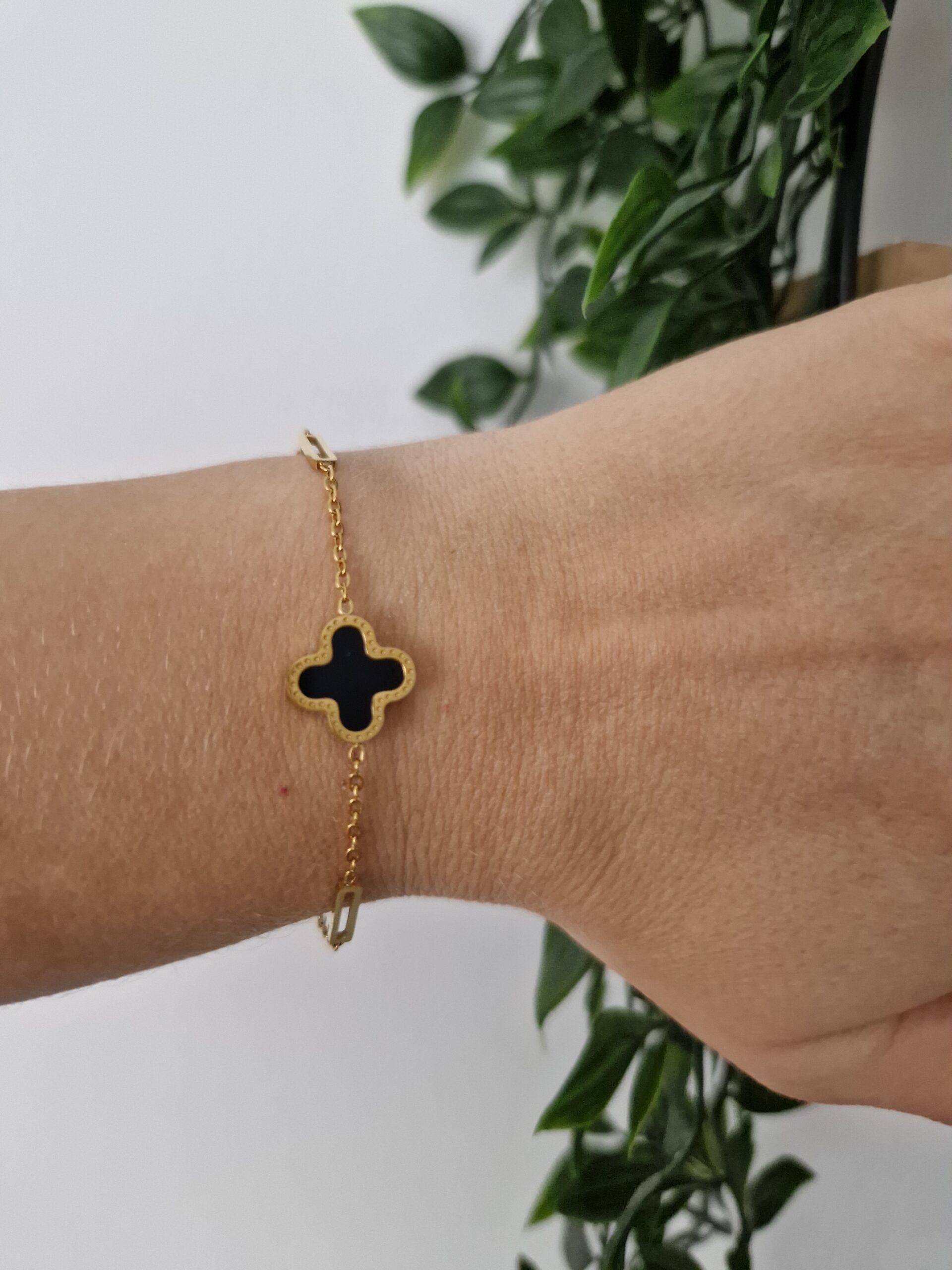 Black Lilou Gold Bracelet