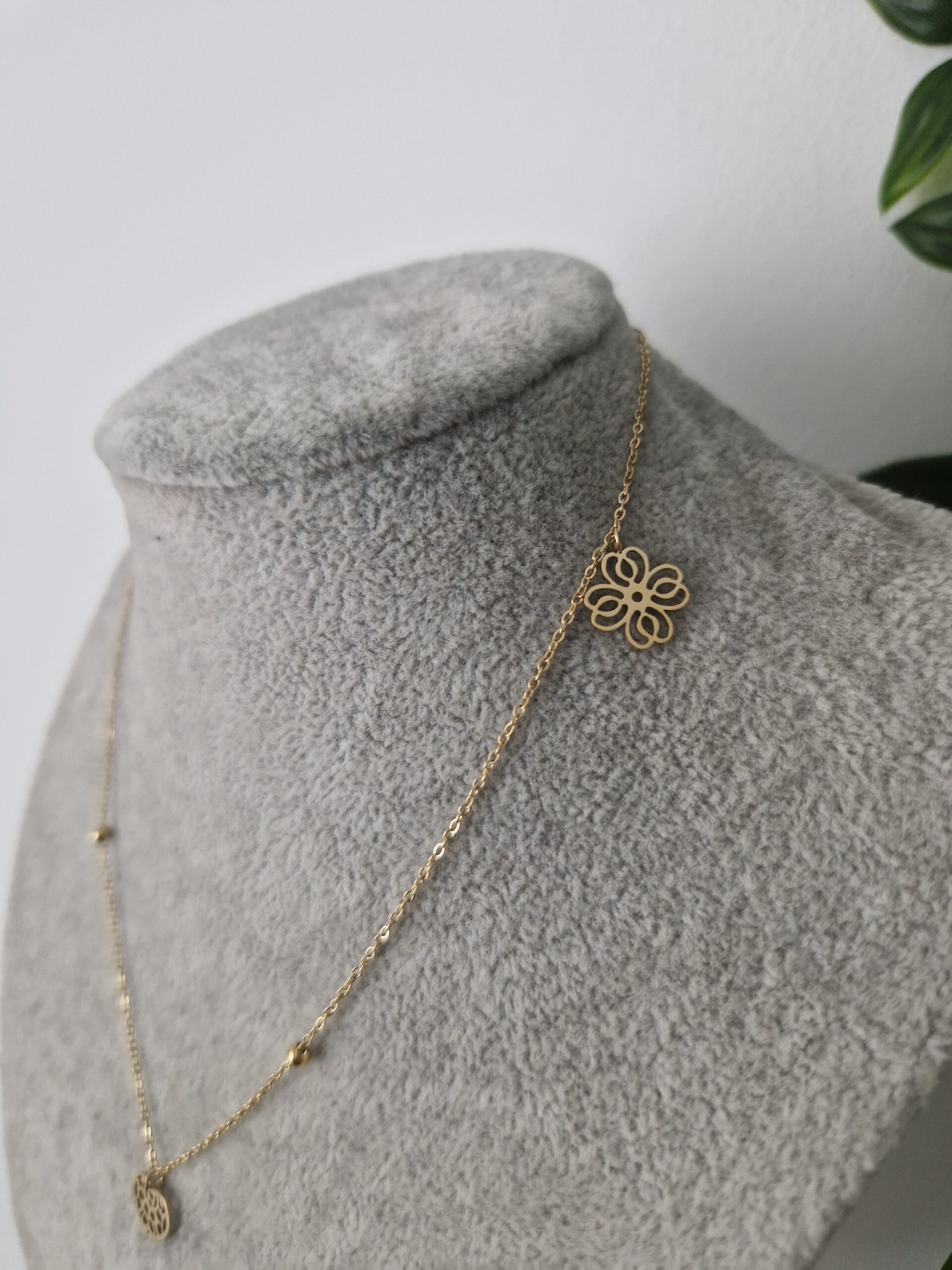 Heart Shape Gold Necklace - Image 2