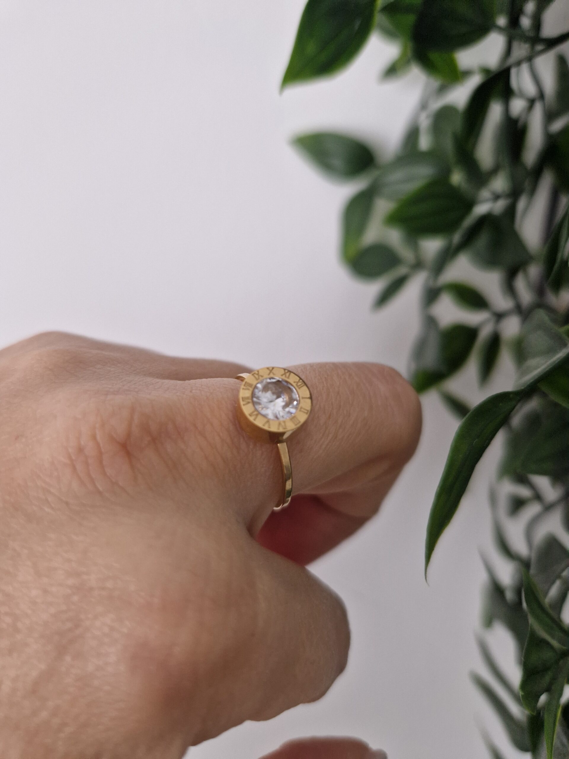 RINGS - GOLD ONYX SIZE 8 - Image 2