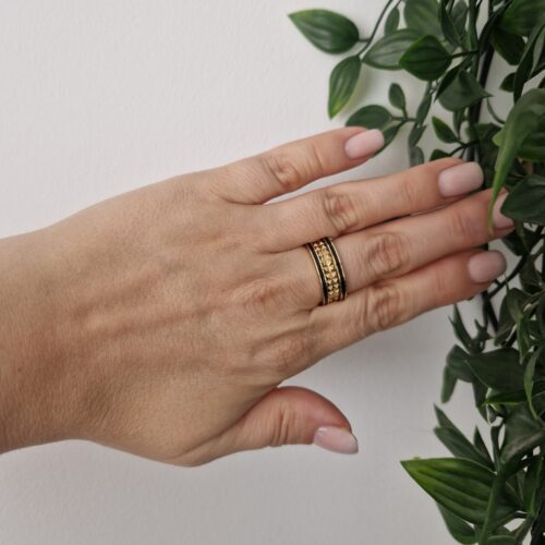 RINGS - GOLD BLACK SIZE 9