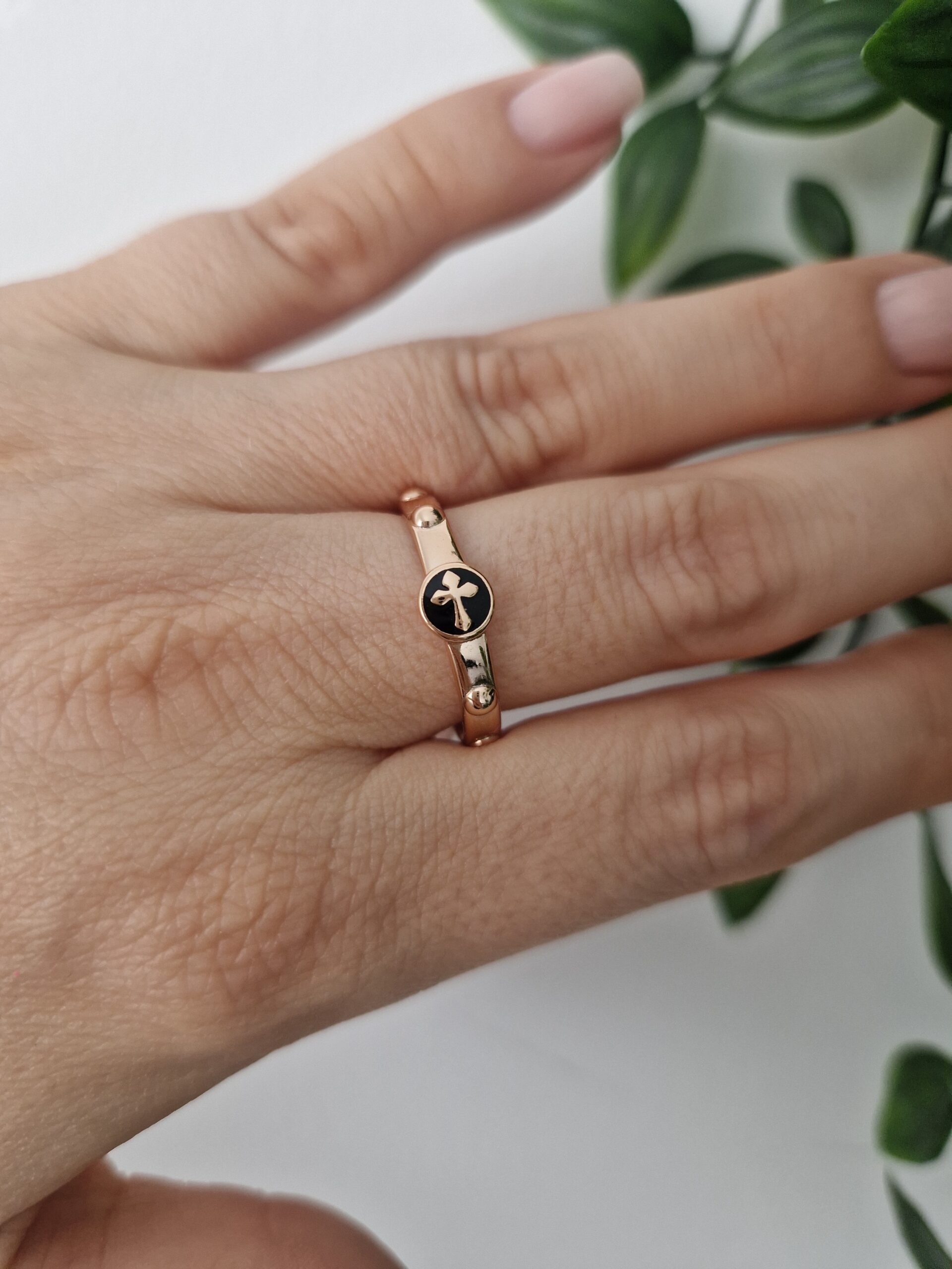 RINGS - ROSE GOLD CROSS SIZE 9 - Image 3