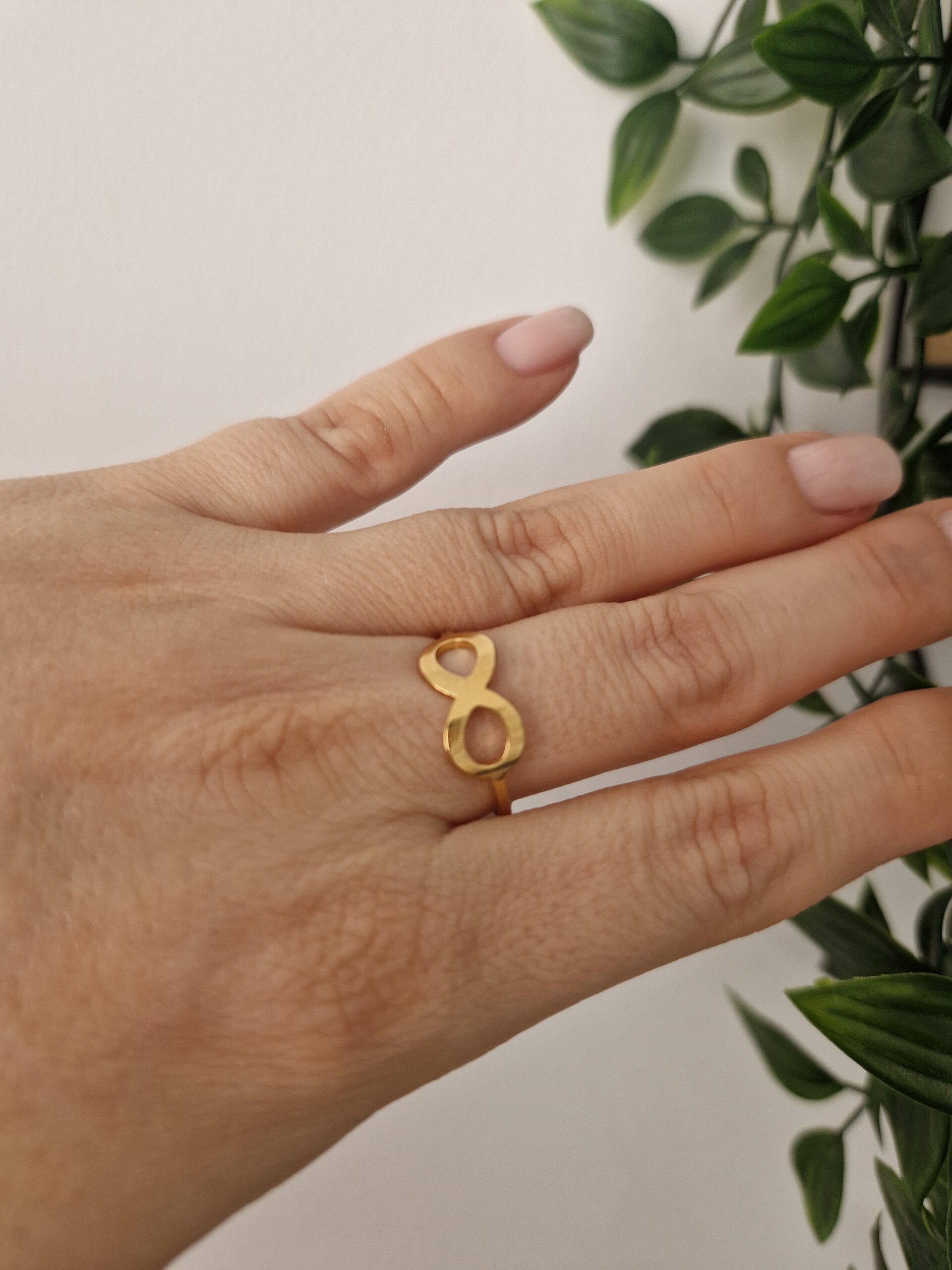 RINGS - GOLD INFINITY SIZE 9 - Image 2