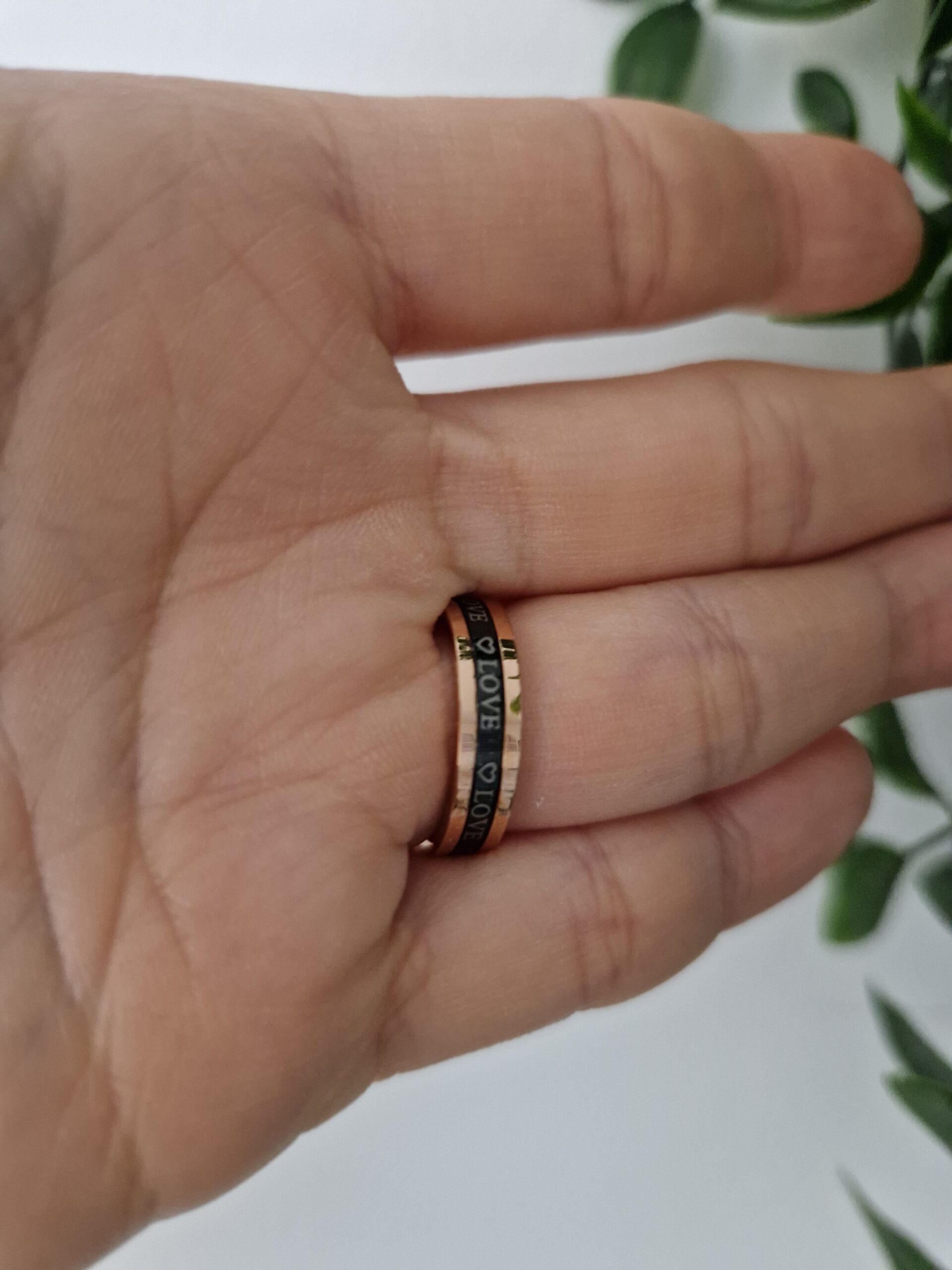 RINGS - GOLD BLACK ONYX SIZE 6 - Image 3