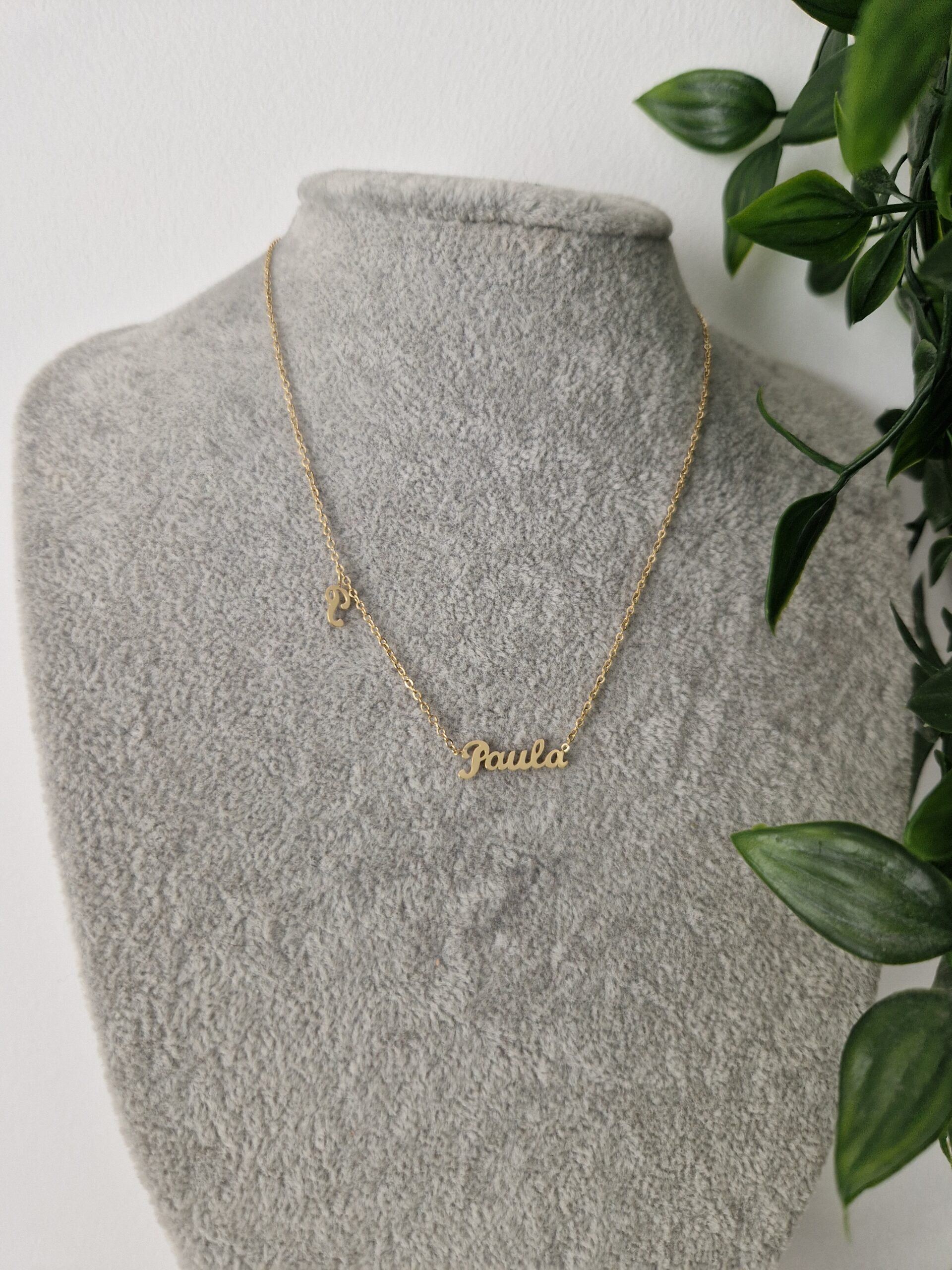 NECKLACE NAME - GOLD PAULA