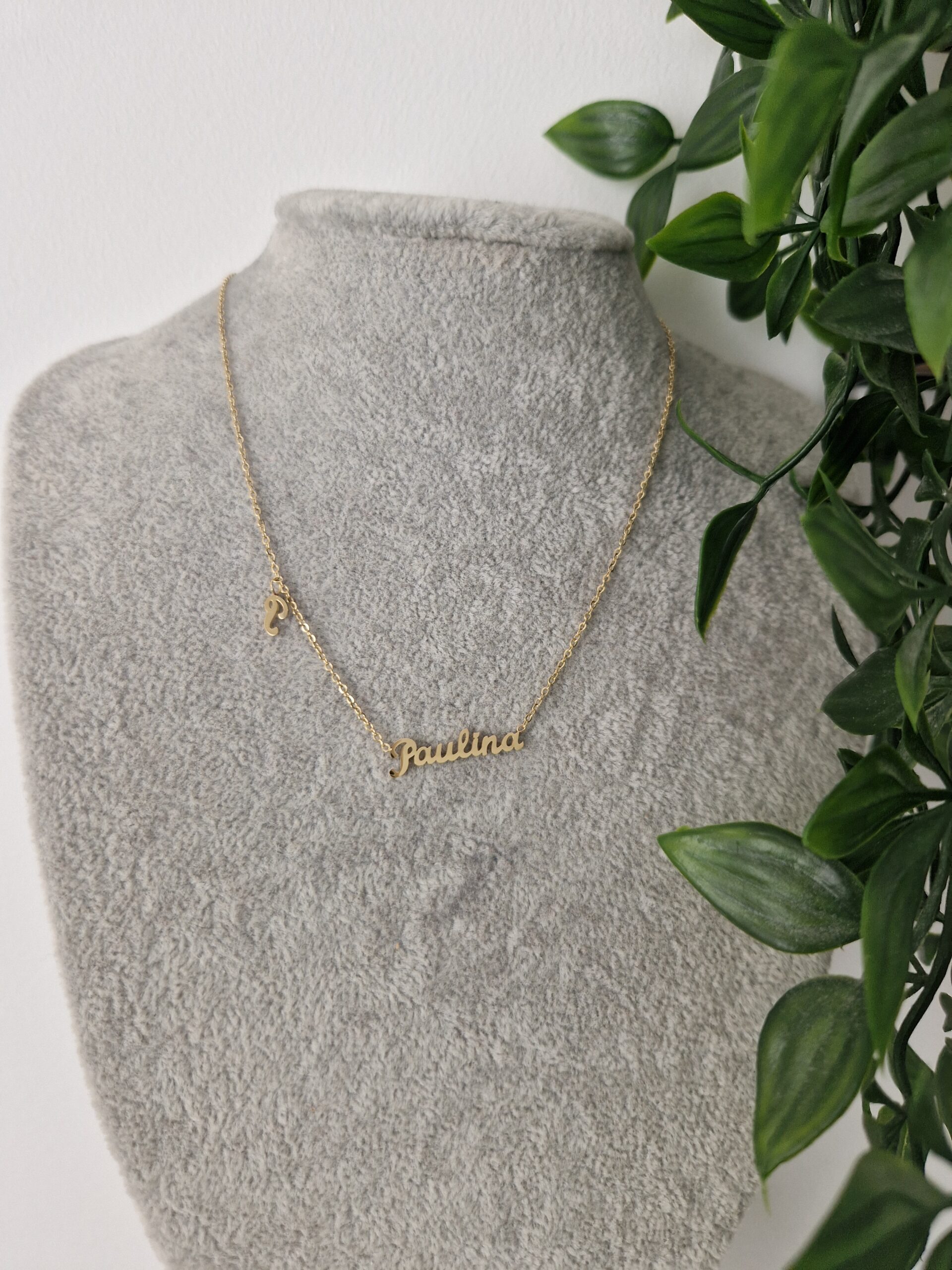 NECKLACE NAME - GOLD PAULINA