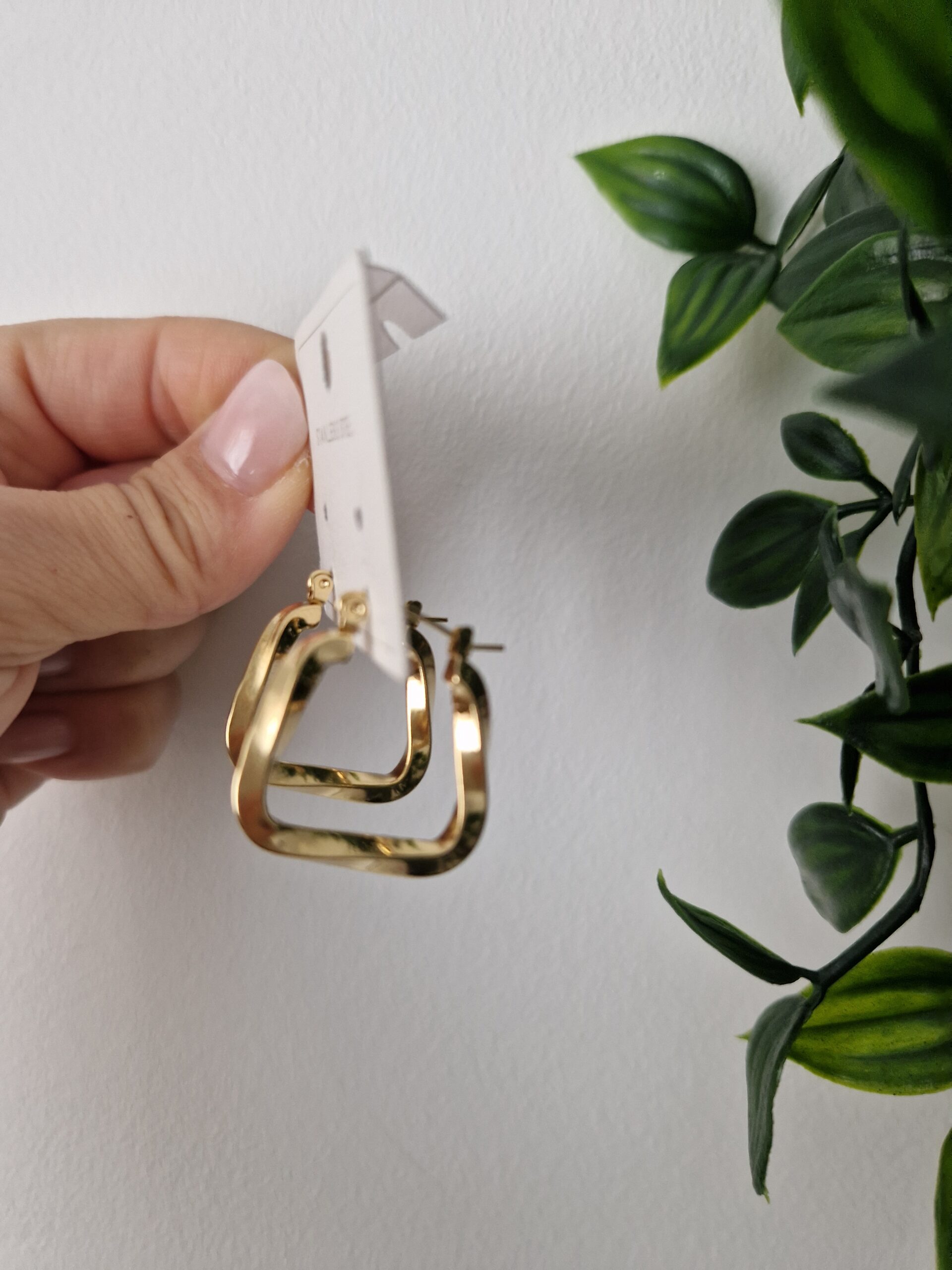 Twisted Square Earrings - Image 3