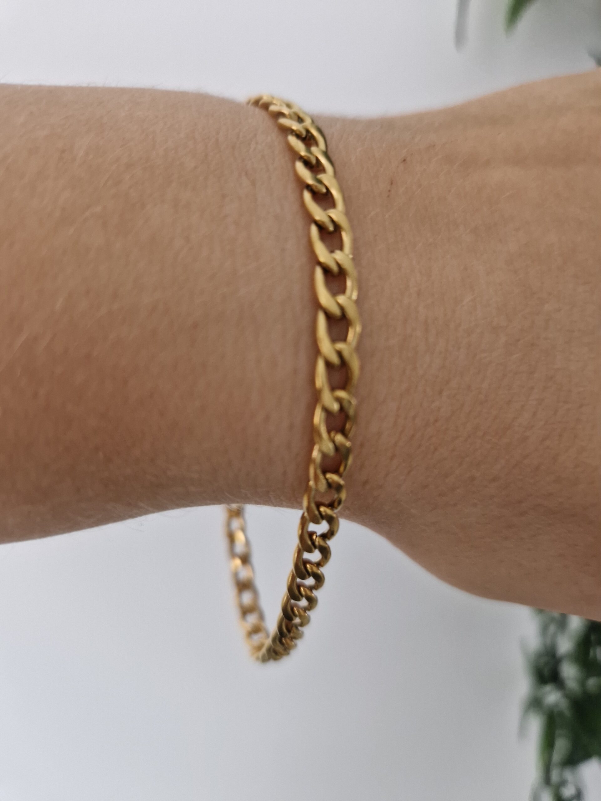 Chunky Chain Bracelet - Image 2