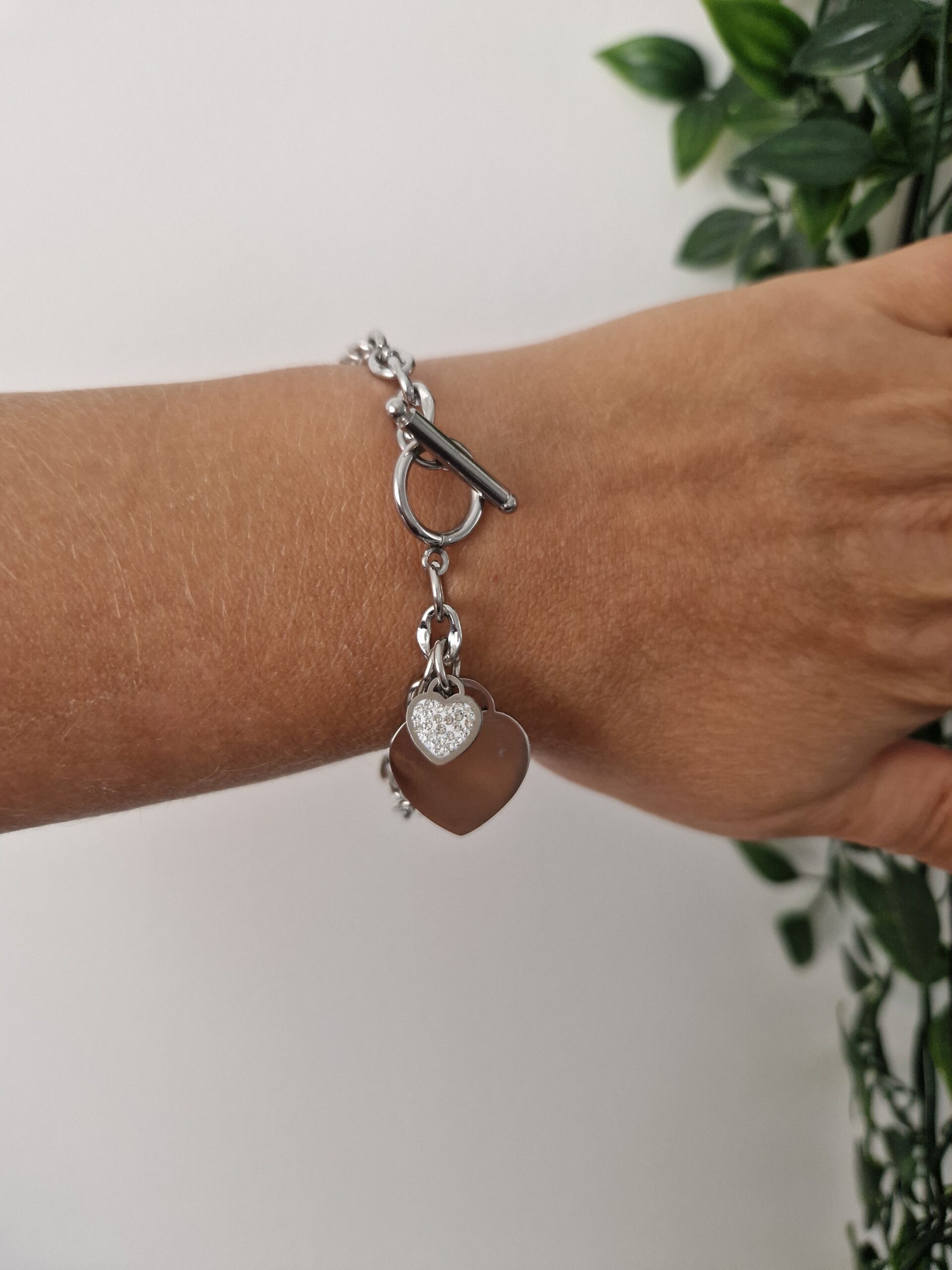 Trendy Silver Chain Bracelet With Heart - Image 2