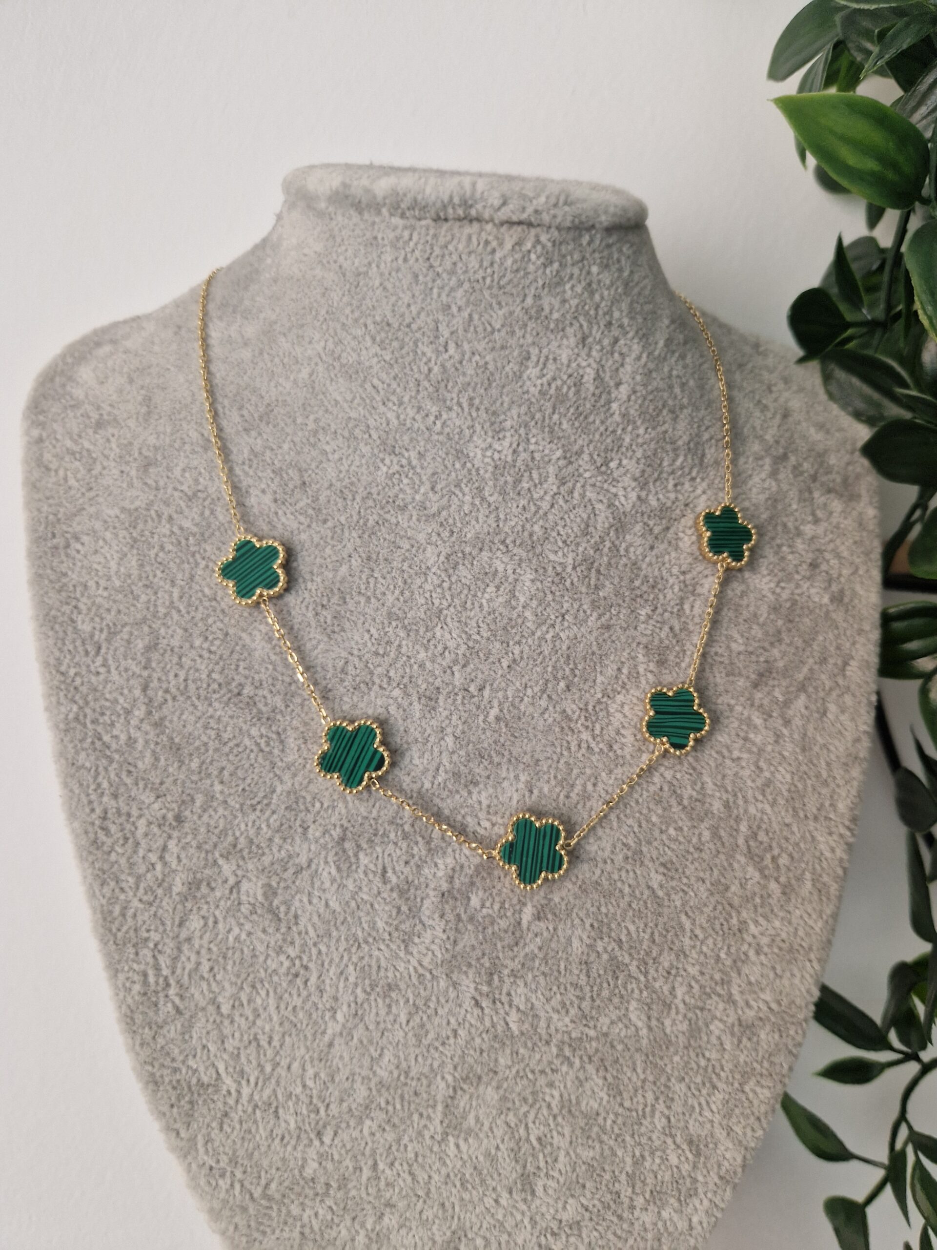 Green Lilou Gold Necklace