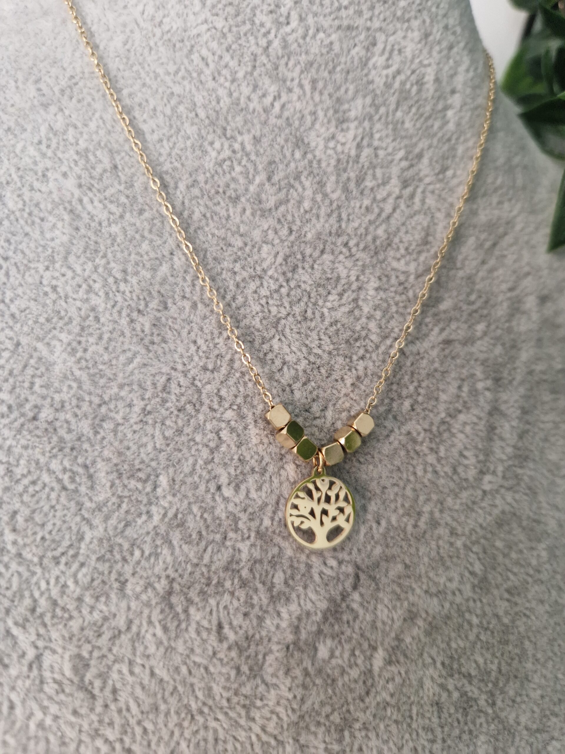 Tree of Life Gold Necklace - Image 2