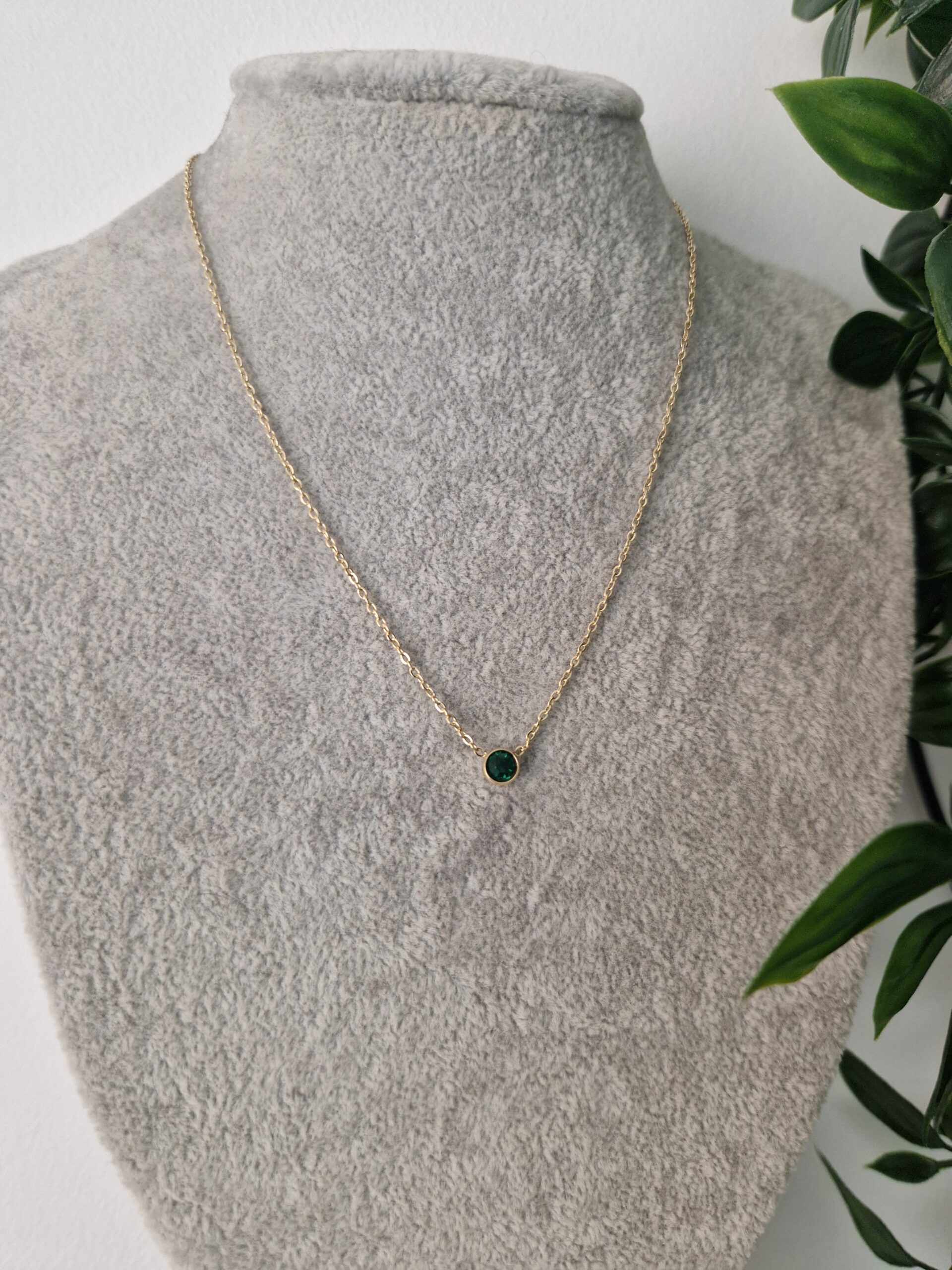 Green Zirconia Gold Necklace