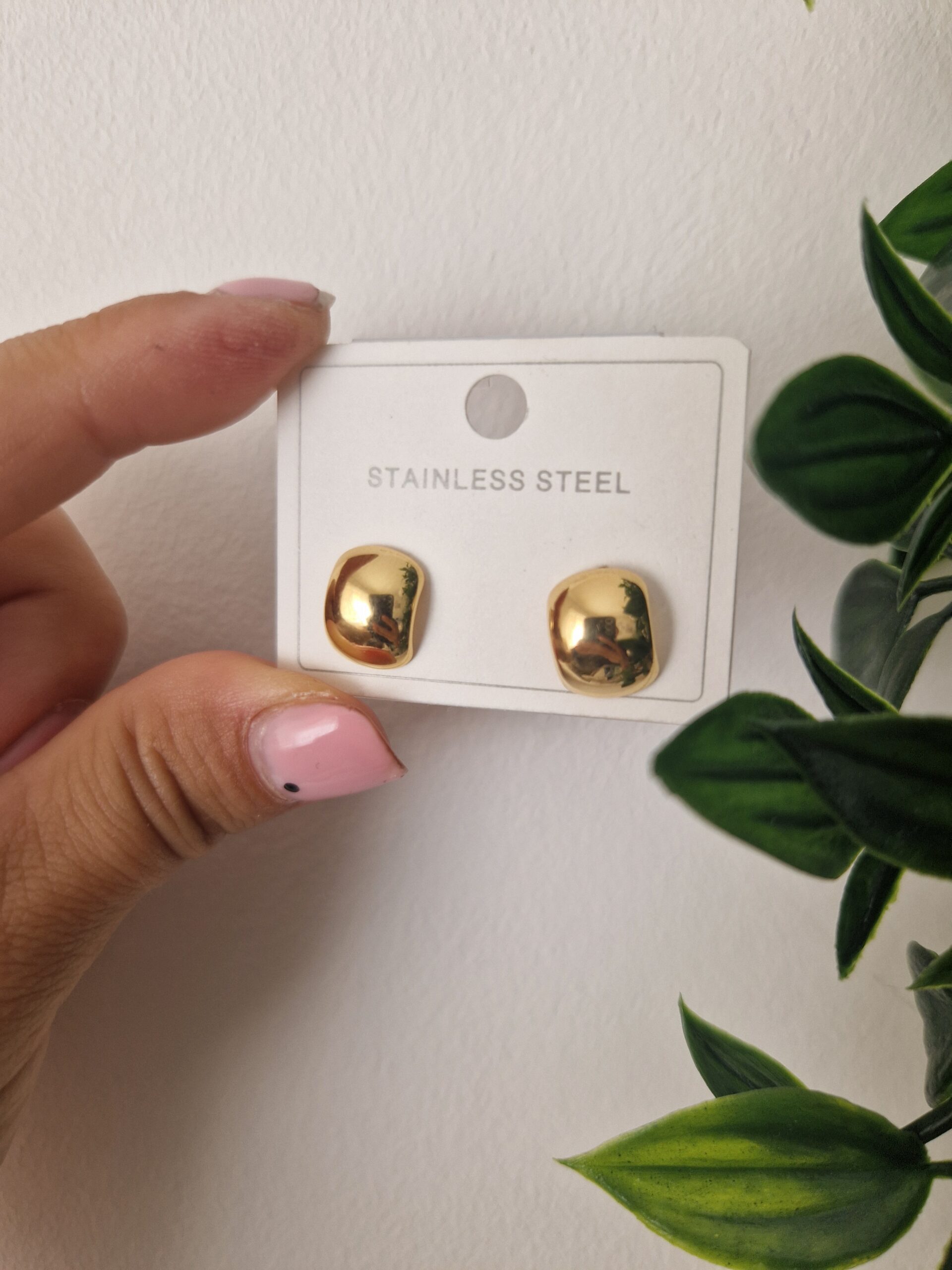 Minimalistic Gold Stud Earrings