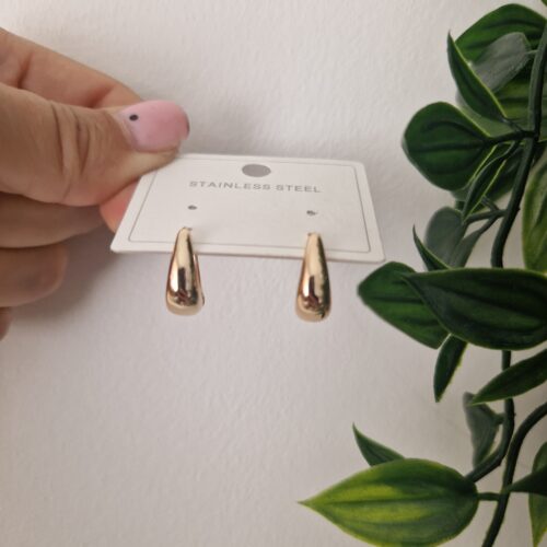 Minimalistic Gold Earrings