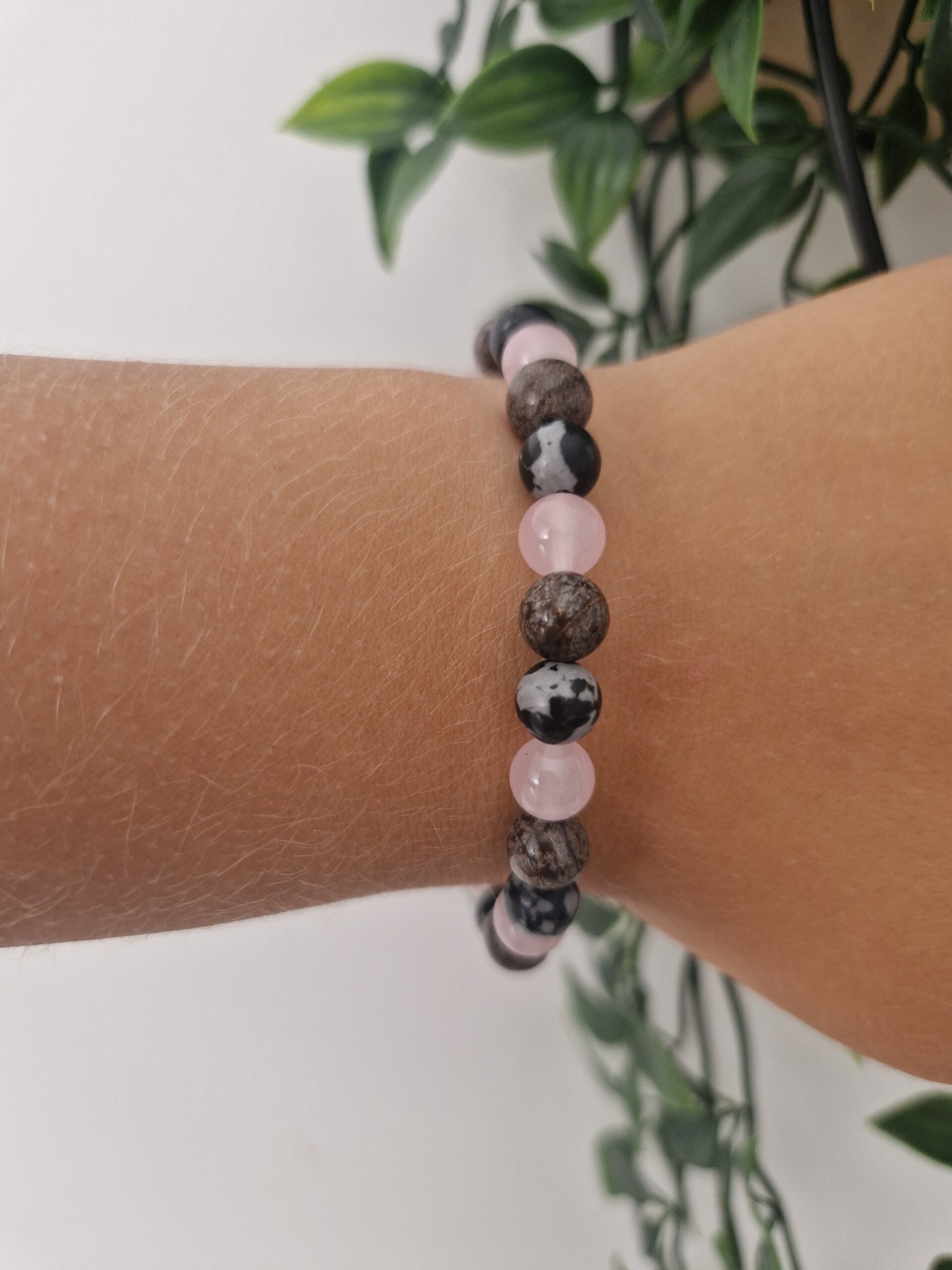 Vintage Reiki Snowflake Obsidian Crystal Stone Healing Stretch Bracelet - Image 2