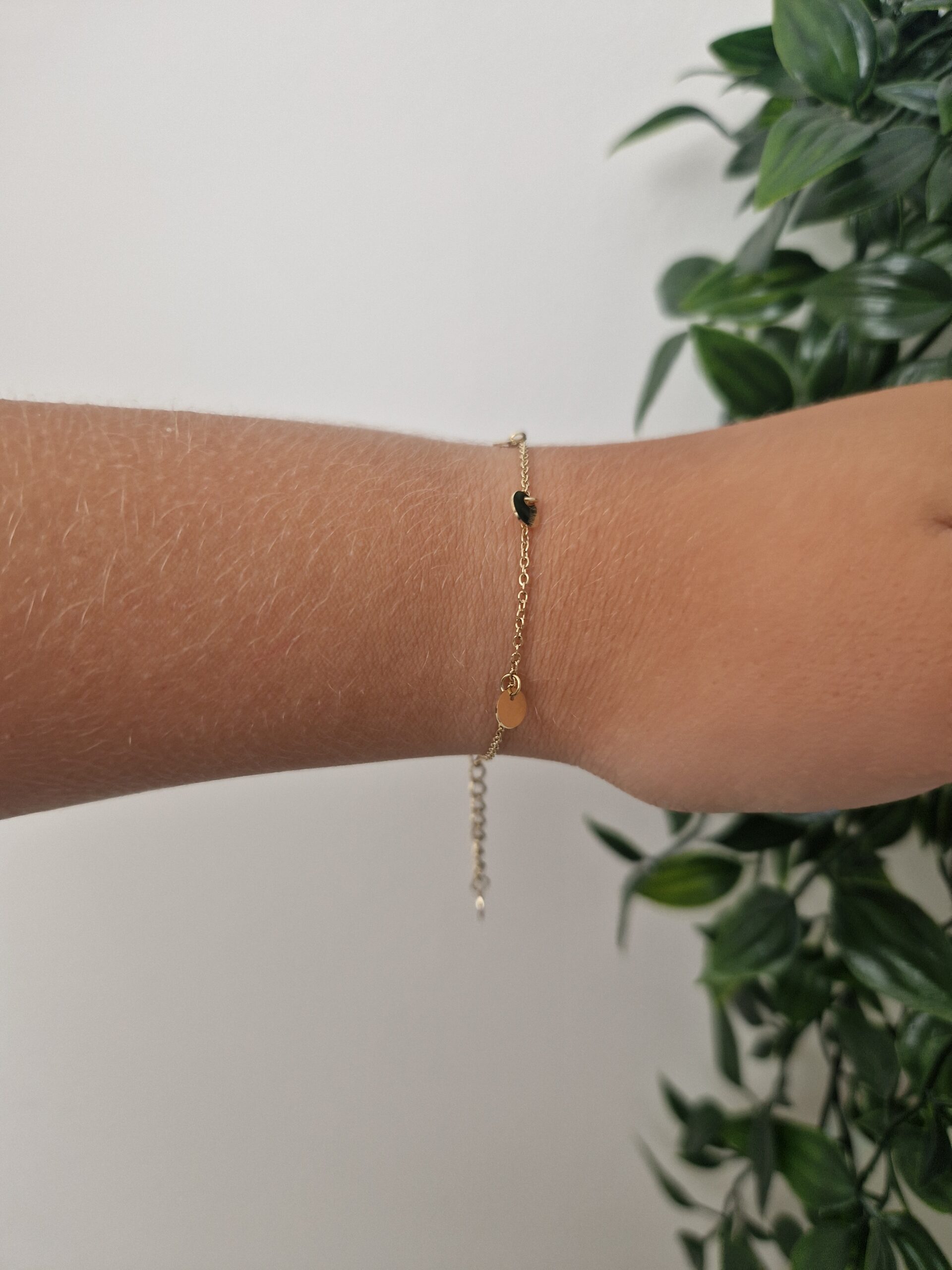 Minimalistic Gold Bracelet - Image 2