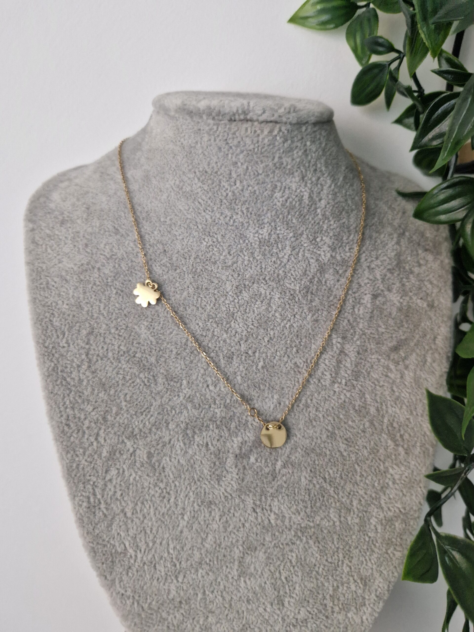 Clover Gold Necklace