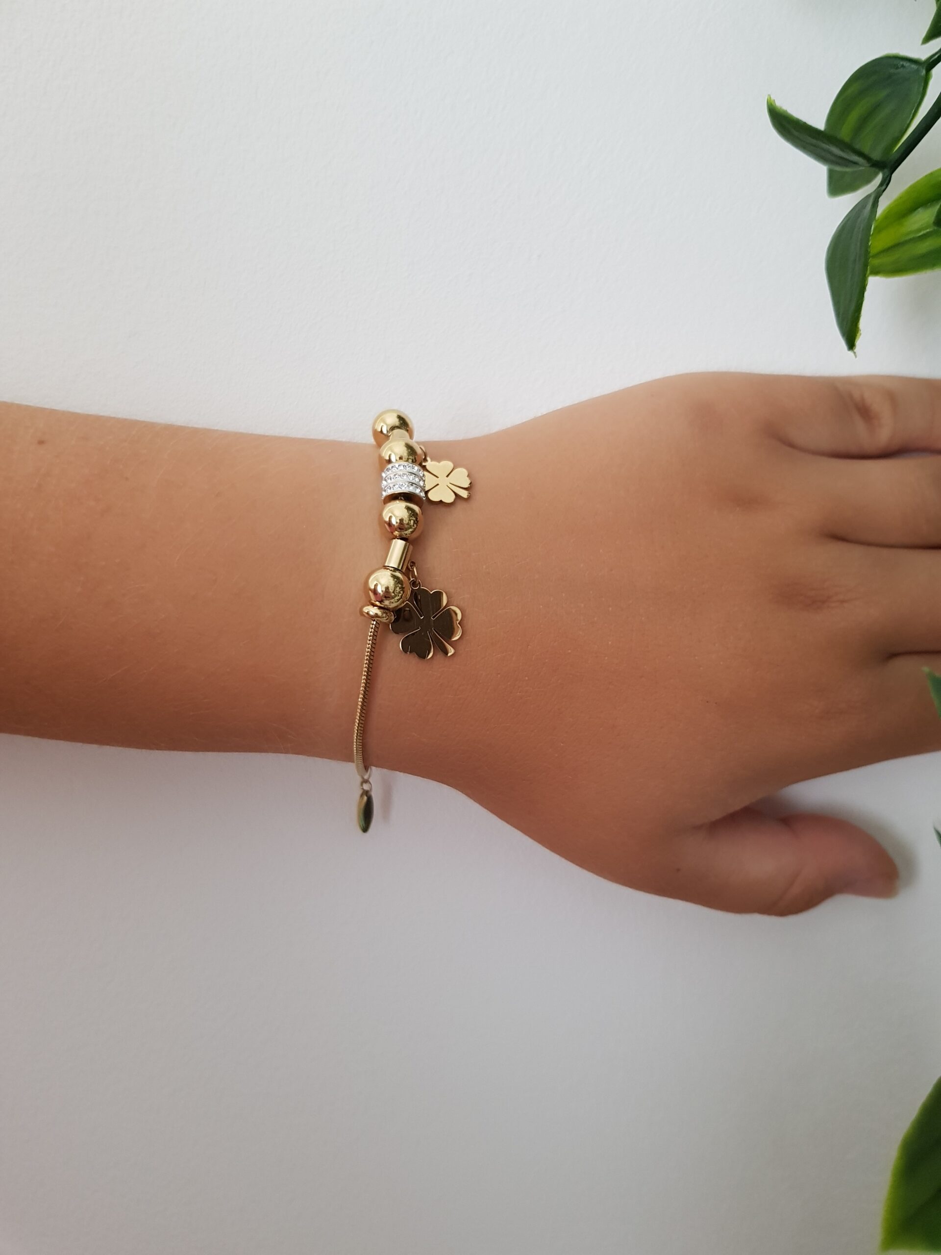 Zirconia Clover Gold Bracelet